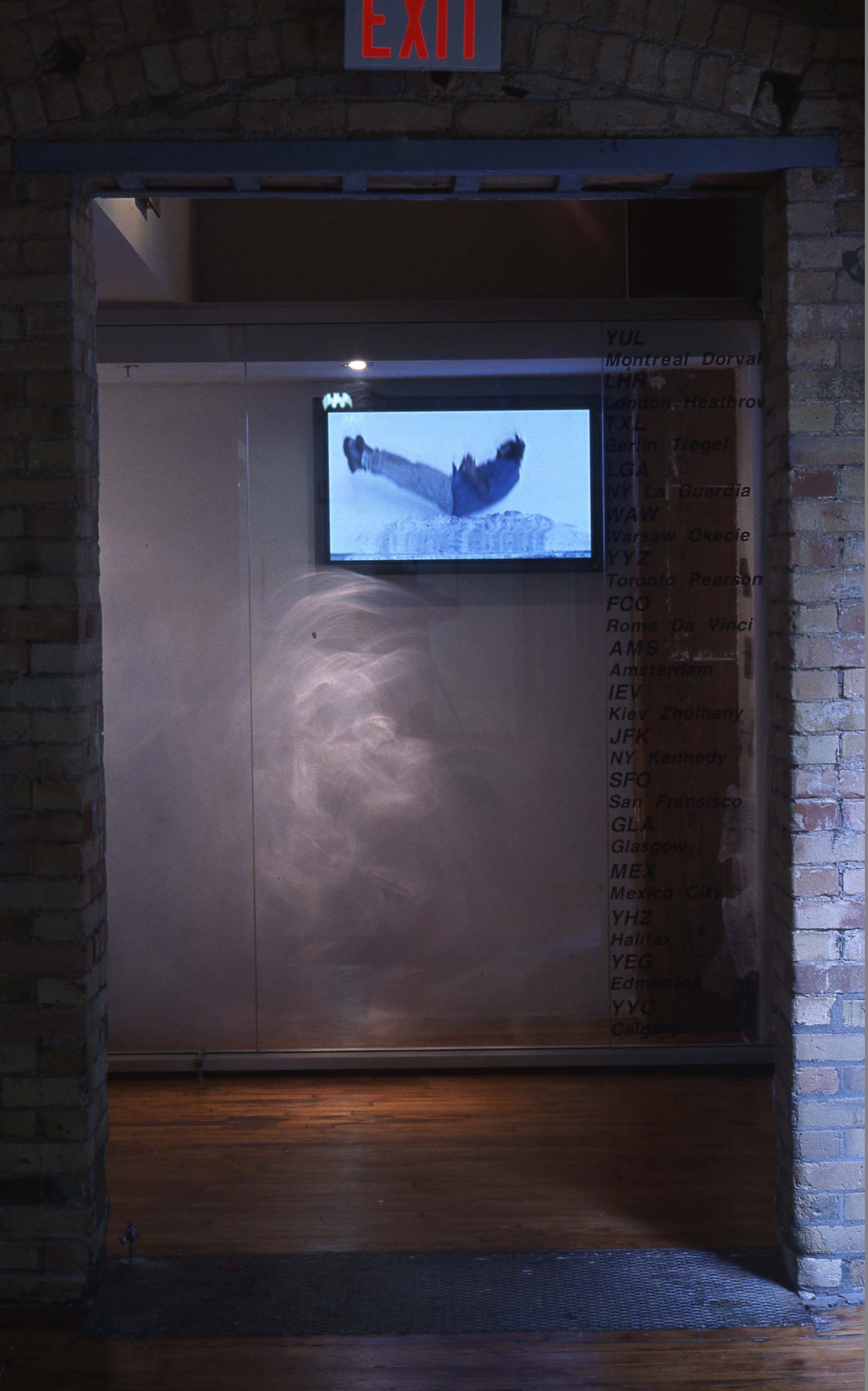 Ana Rewakowicz: window gallery, view of TV monitor