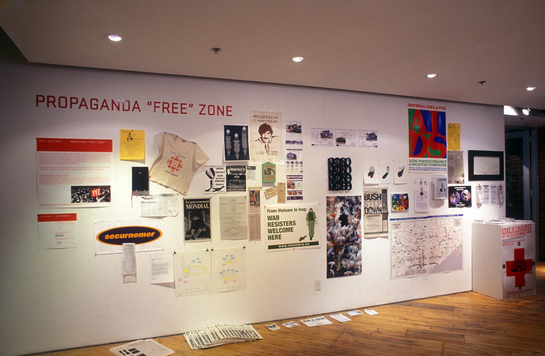 PFZ: Images displayed throughout the gallery.
