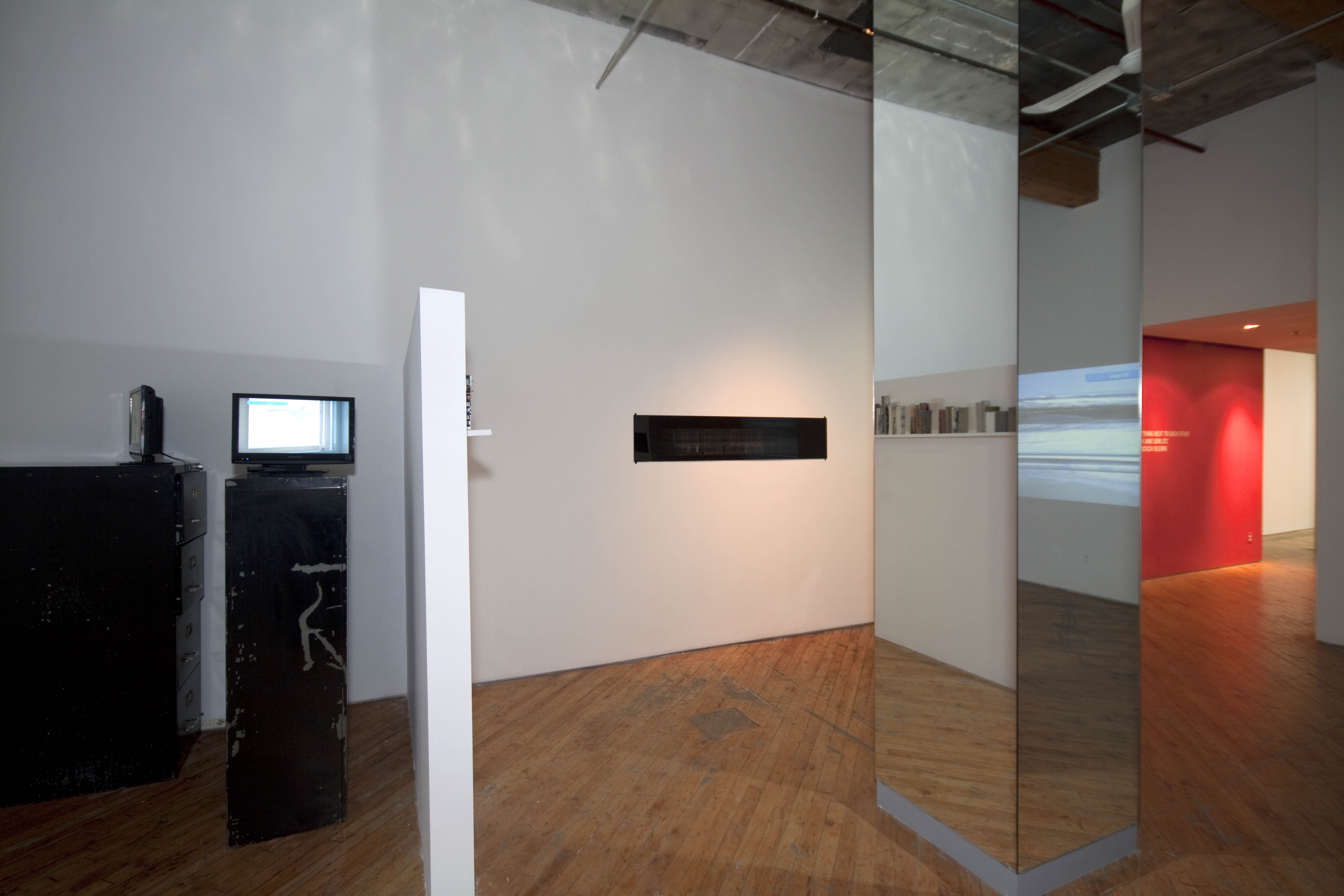 Sarah Jane Gorlitz & Wojciech Olejnik, installation view, video projection.