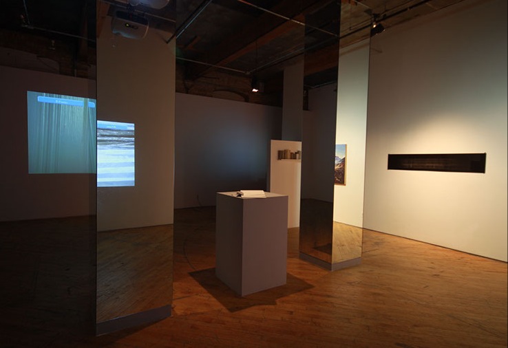 Sarah Jane Gorlitz & Wojciech Olejnik, installation view, video projection.