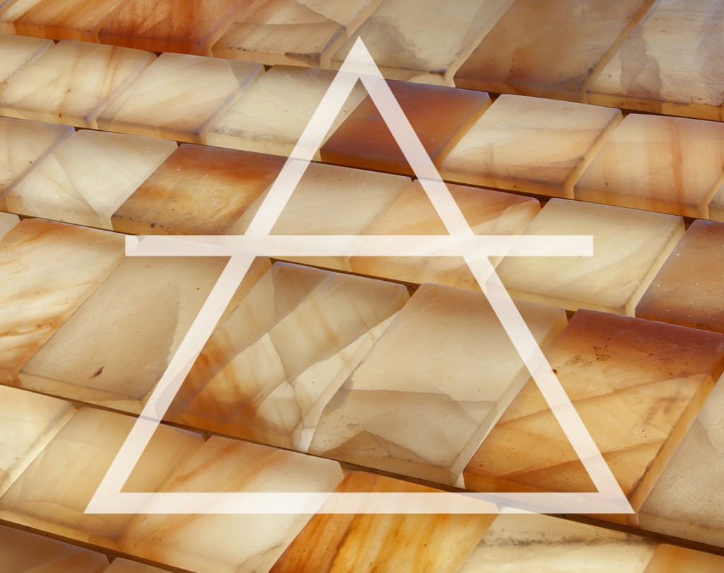 Sneaky Coexistence: the alchemy of the real