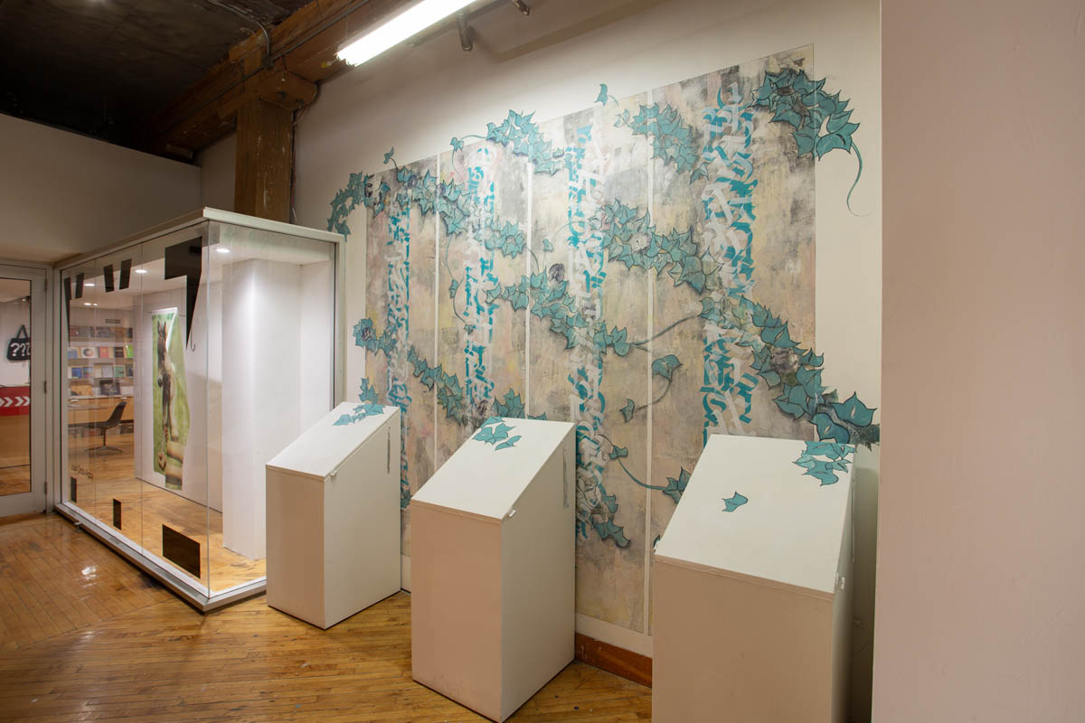 Zoey Martinovic: Mural, calligraphy and abstract drawing.